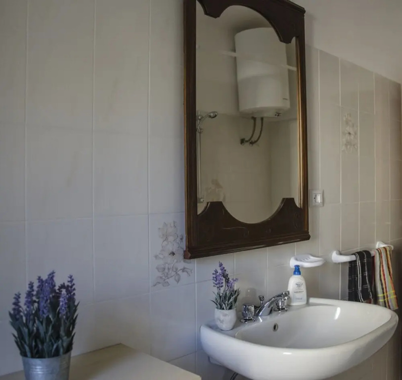 Three Room Apartment 250 Meters From the sea Mormora