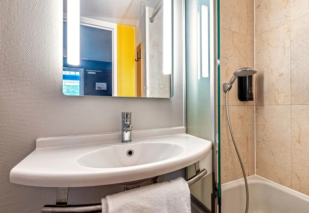 B&B HOTEL Quimper Nord Douarnenez