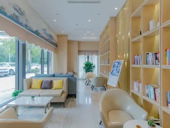 Fengjun Yazhi Hotel