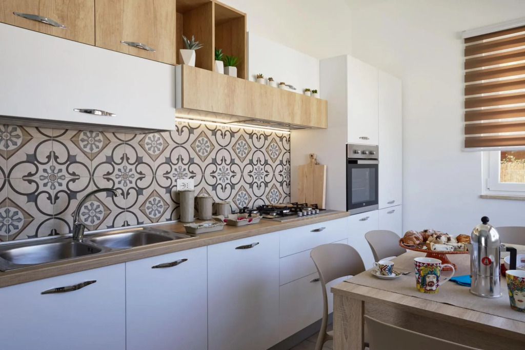 Villa Shamsi, heated pool and beach at 70 mt-Villa shamsi