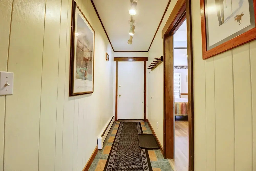 A106 Lake Cliffe 2 Bedroom Condo