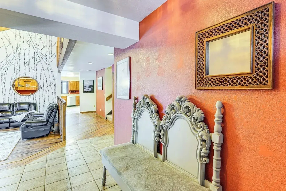Hike, Ski & Soak! Spacious Anchorage Getaway