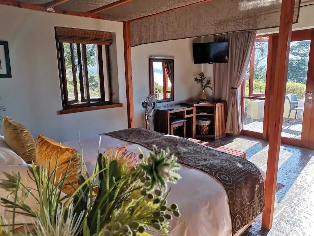 Paradise Cove Country House