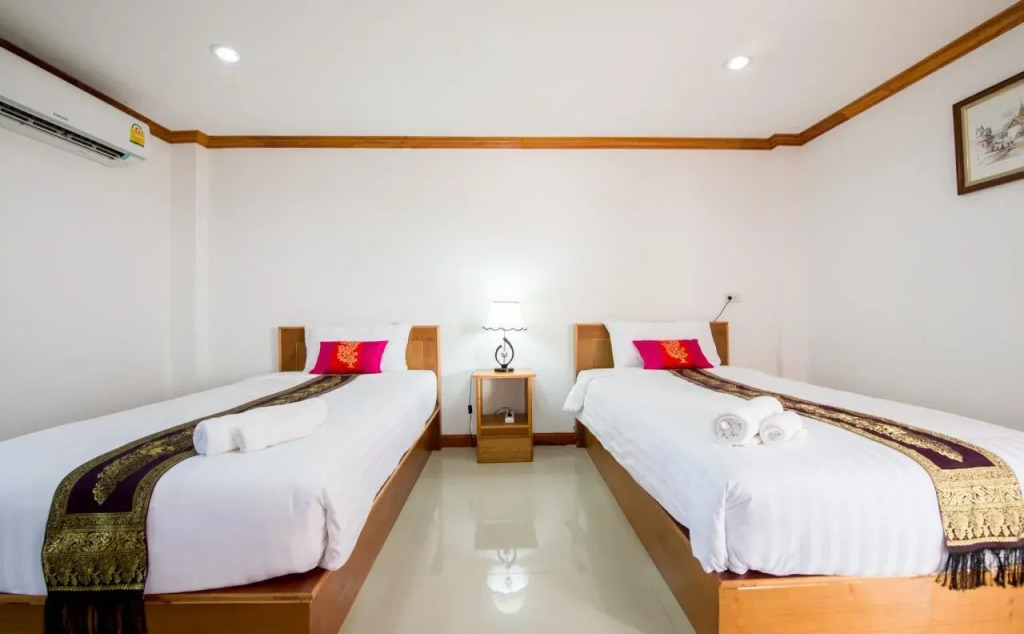 Thatphanom View Hotel