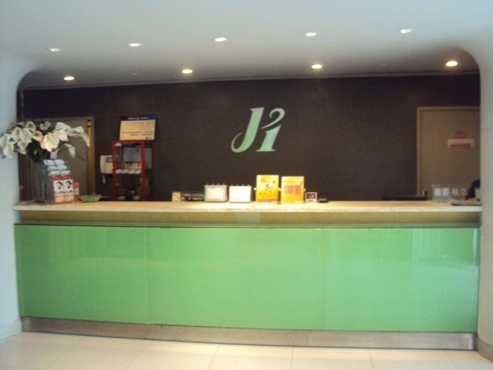 Jinjiang Inn Chendu Sport University