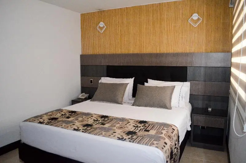 Hotel Parque 70