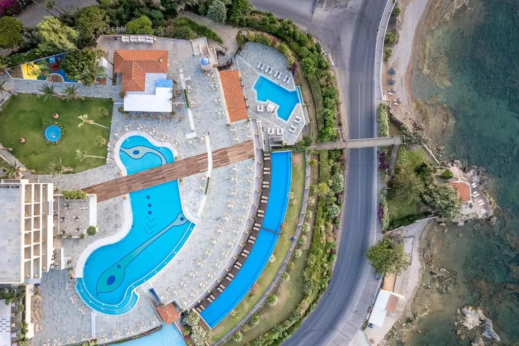 Leptos Panorama Hotel