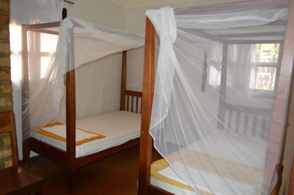 Colonial Residence
