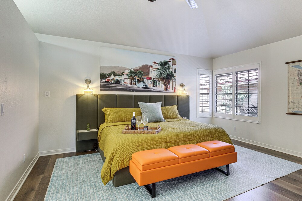 Palm Desert Gem w/ Outdoor Oasis & Resort Perks