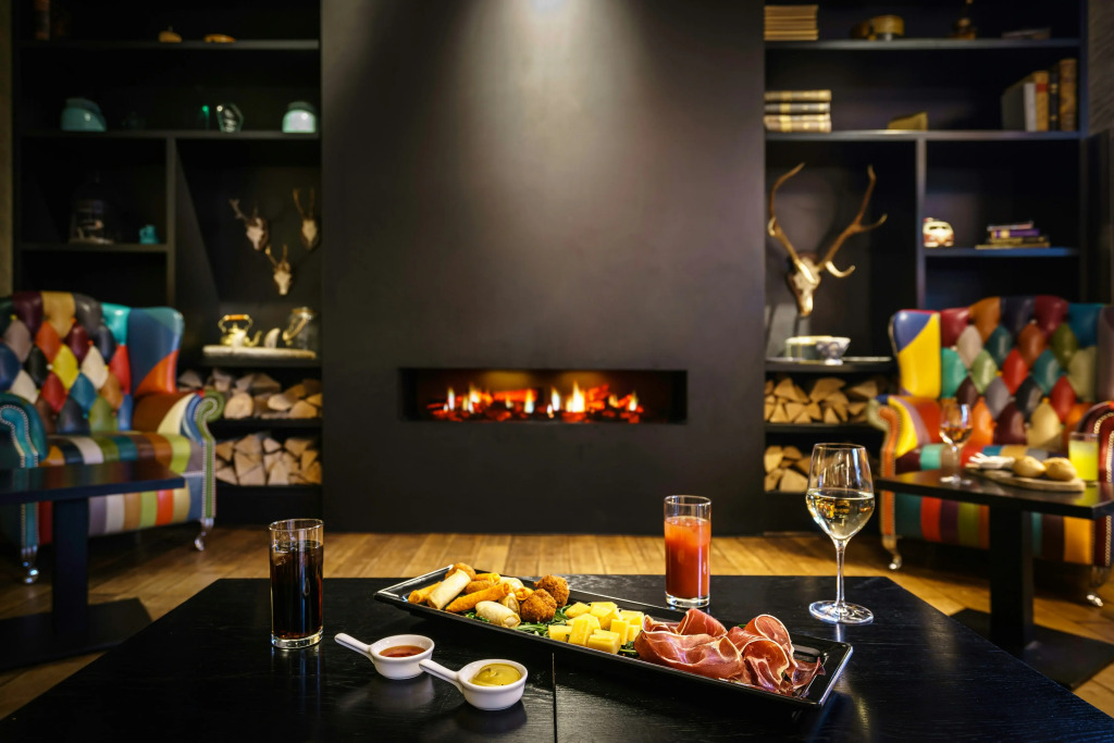 DoubleTree by Hilton Amsterdam - NDSM Wharf