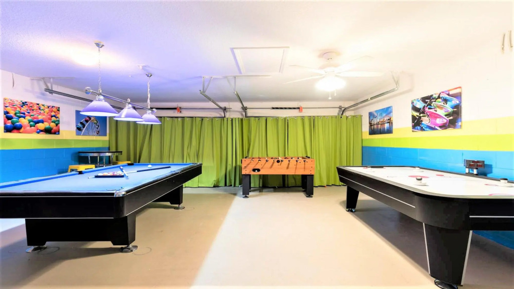 5BR Dream Getaway w South Facing Pool