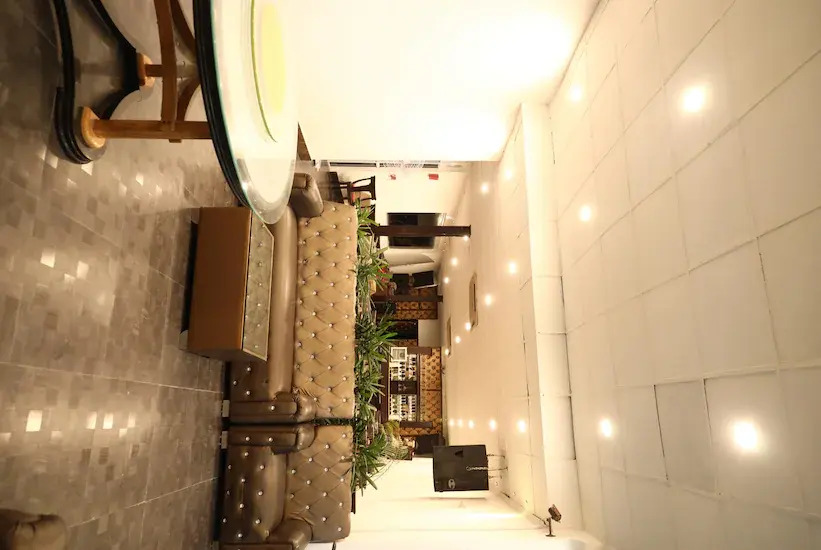 Farmhouse Inn