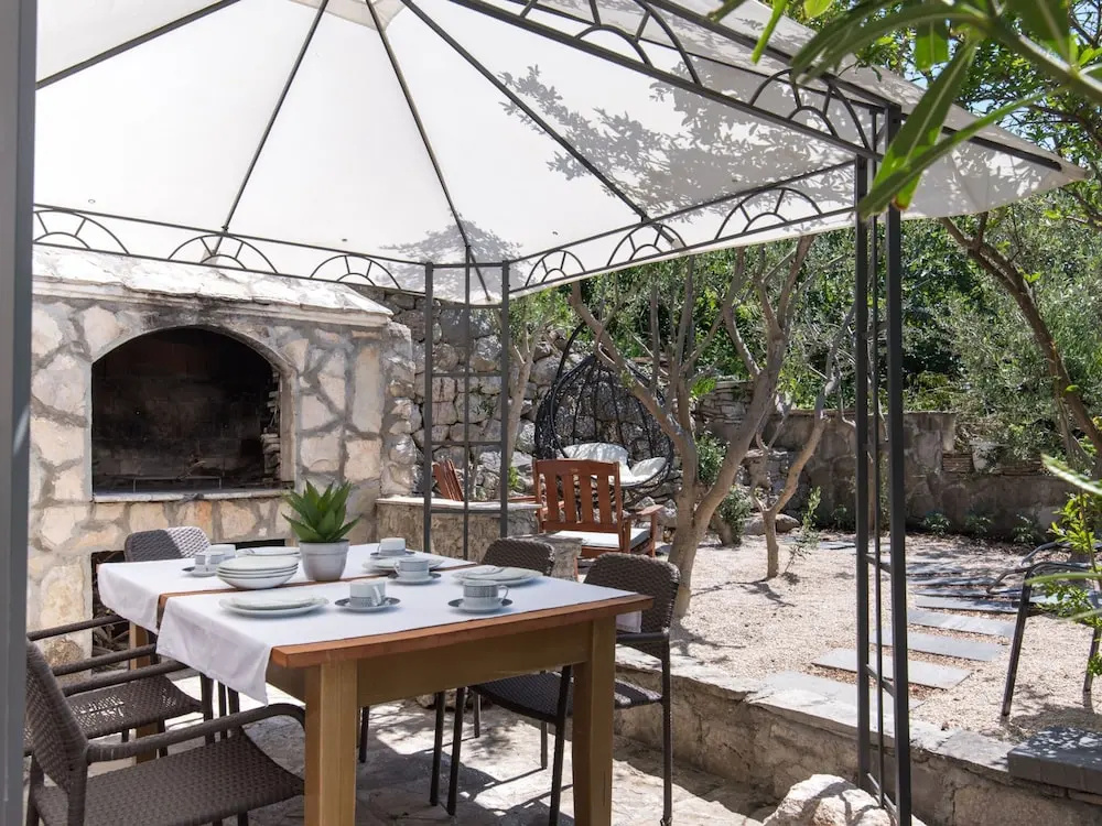 Holiday Home in Podstrana near Beach