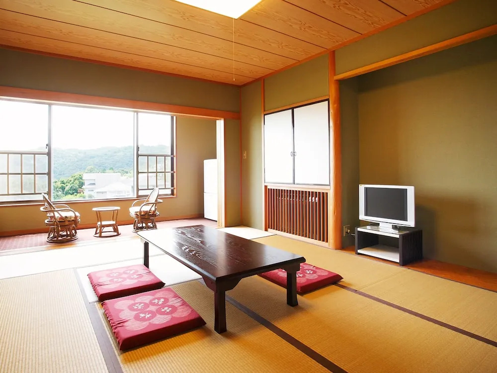 FUTO HOUSE -Ippon no Enpitsu