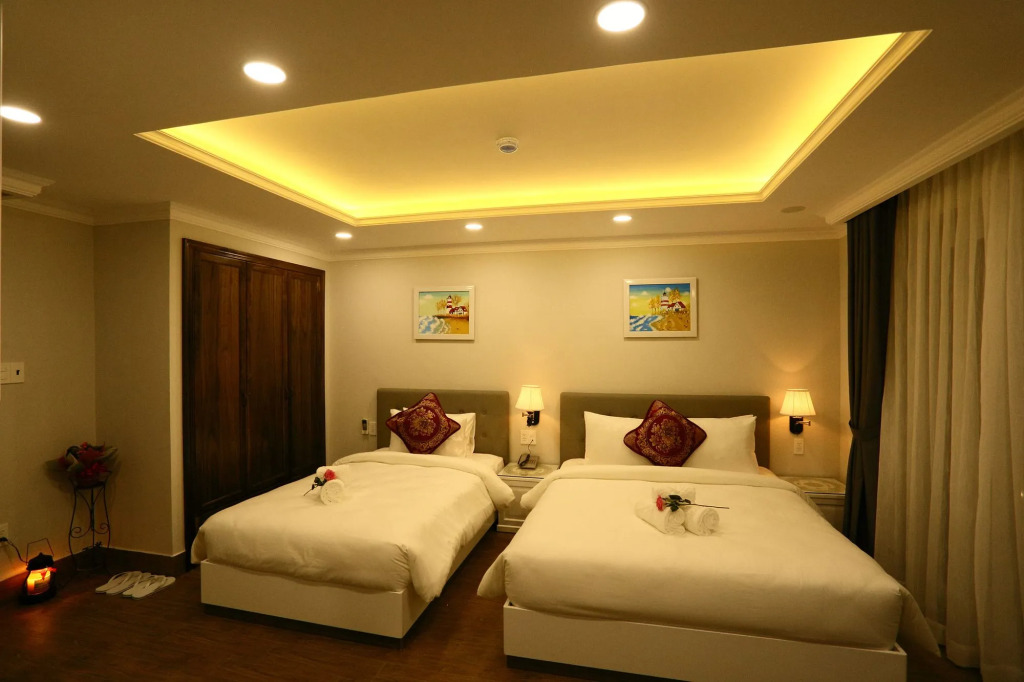 Diamond Queen Hotel
