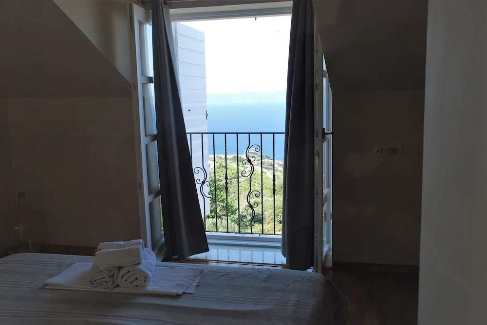 Villa Ena