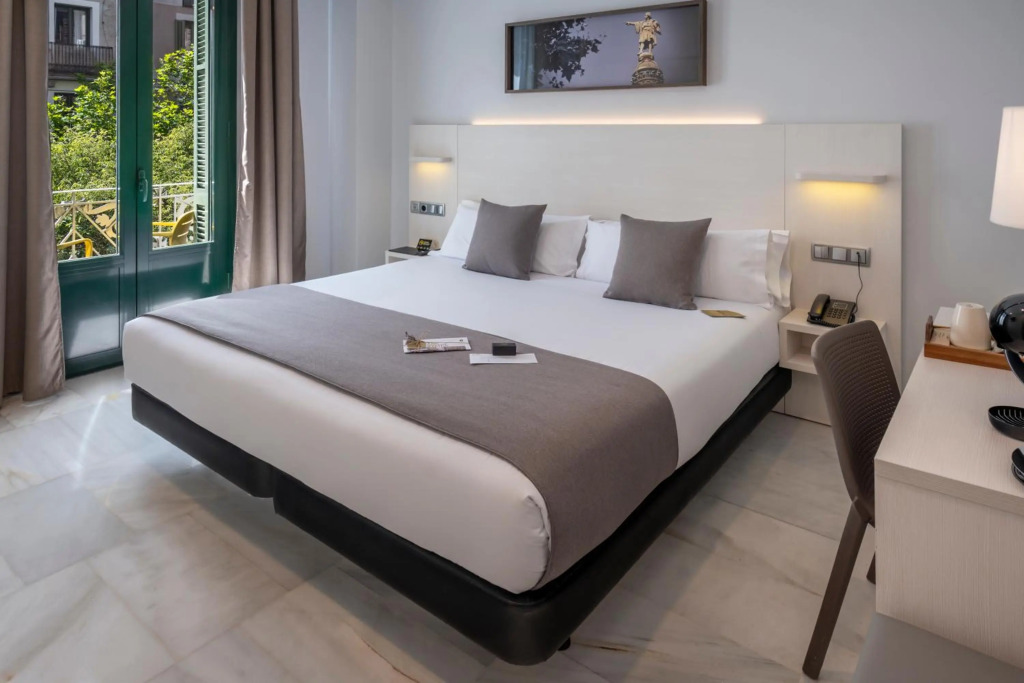 SERHS Carlit Boutique Hotel