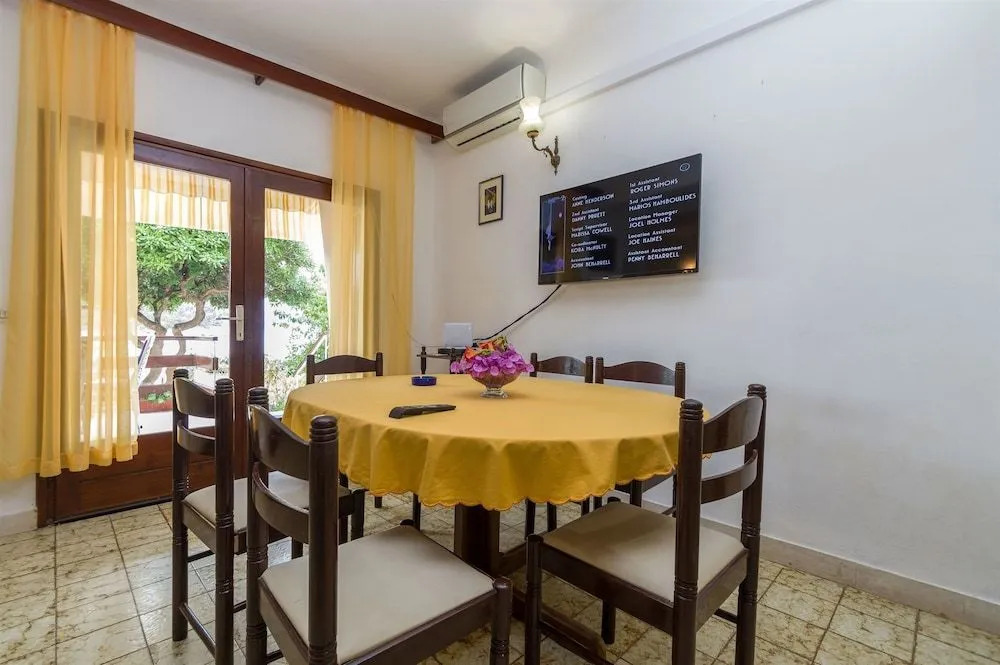 Apartment Petar