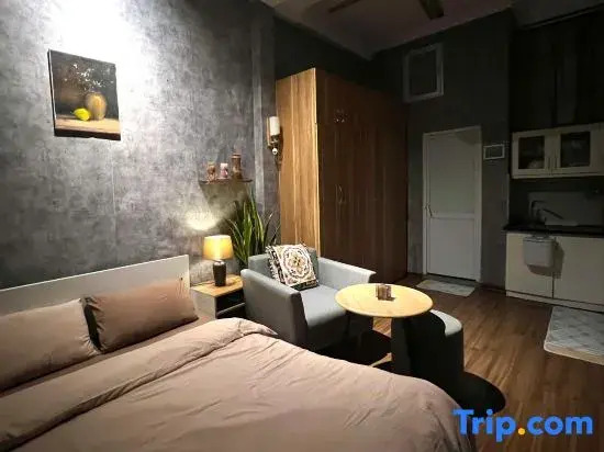 Hi.Home Bellevie–Lakeview Escape in Ha Noi Old Quarter