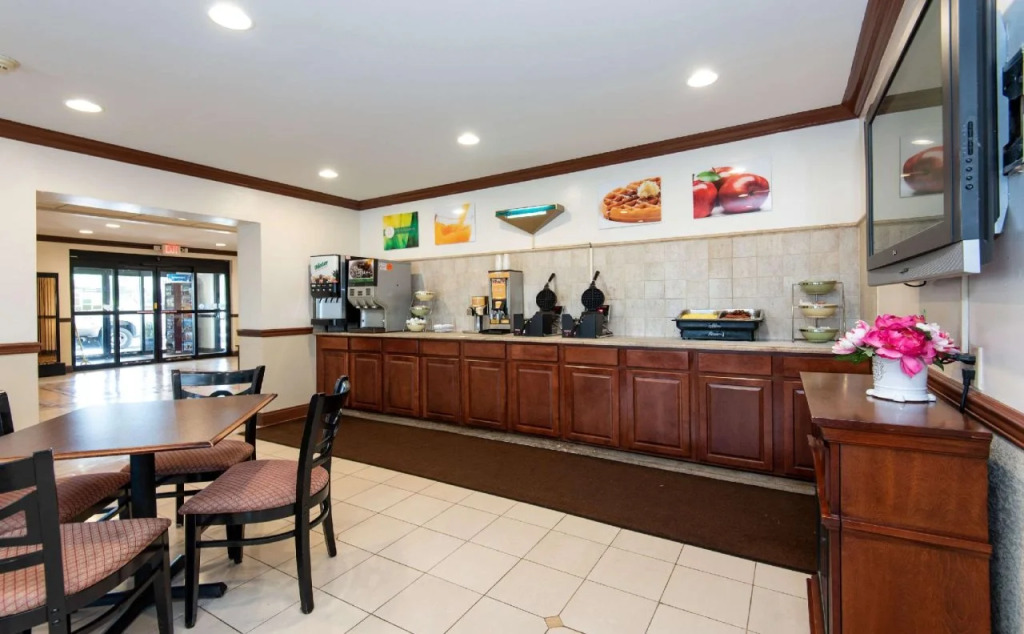 Quality Inn & Suites Quakertown-Allentown