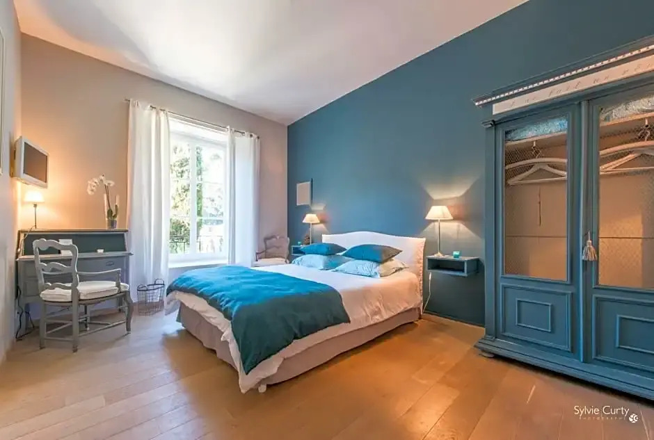 Entre Hotes