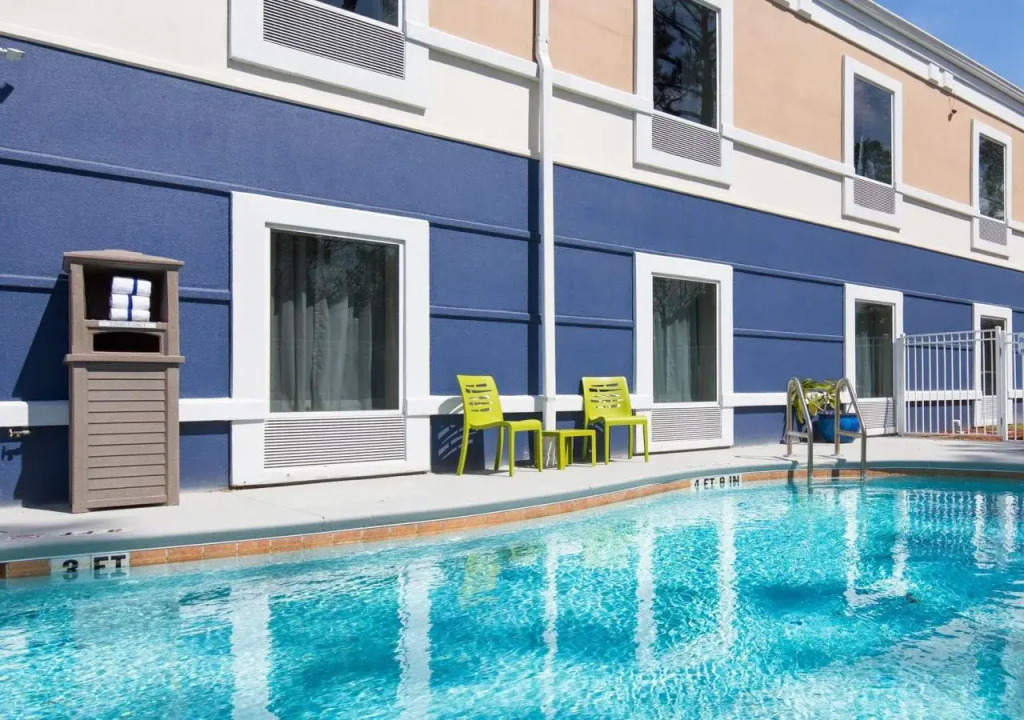 Best Western Waldo Inn & Suites