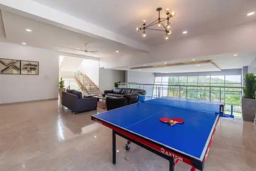 StayVistas White Pebbles - A Villa with Theater Room & Swimming Pool