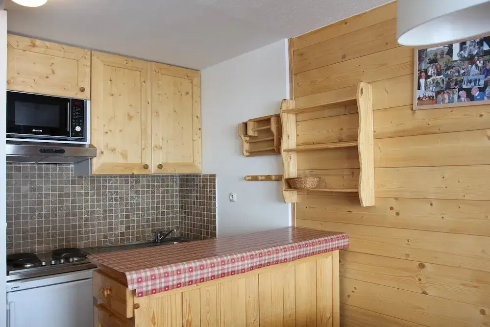 nice 4 persons studio in front of the slopes Holiday home 0 agence la