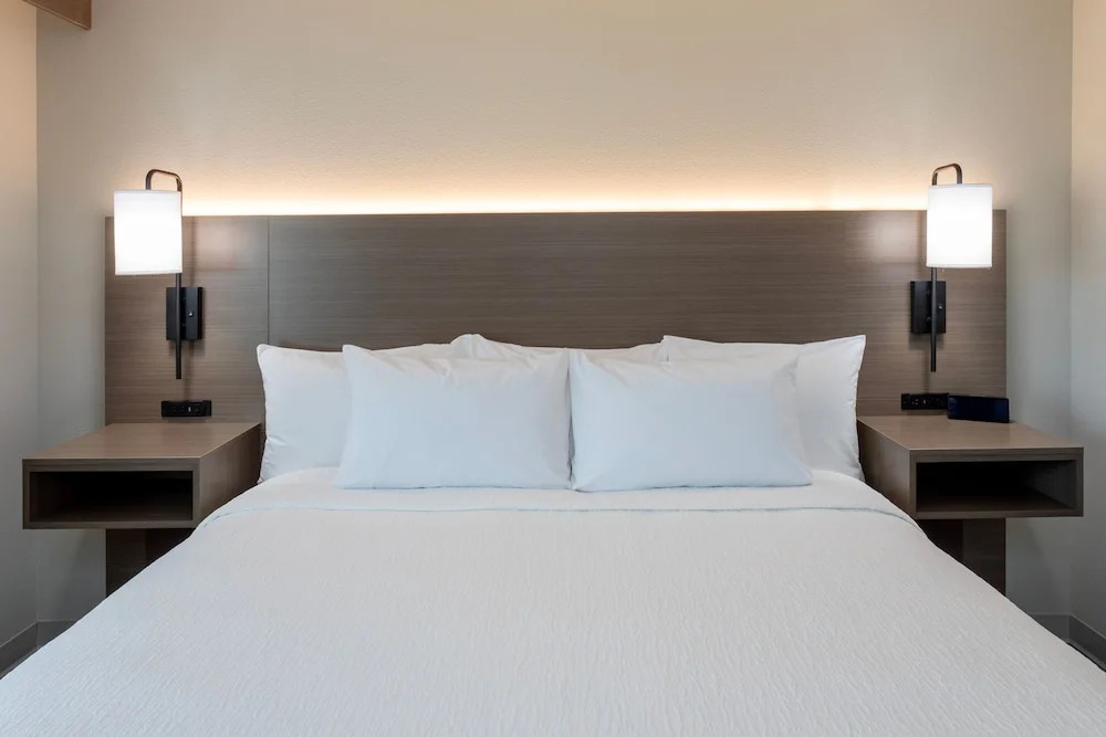 GrandStay Hotel & Suites Johnston-Des Moines, IA