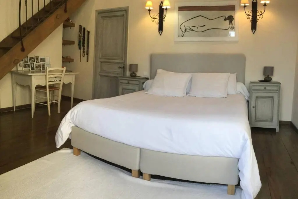 Farmhouse with private pool in the countryside of Plan d'Orgon in Provence, 8 persons LS1 365 MIGNOUN