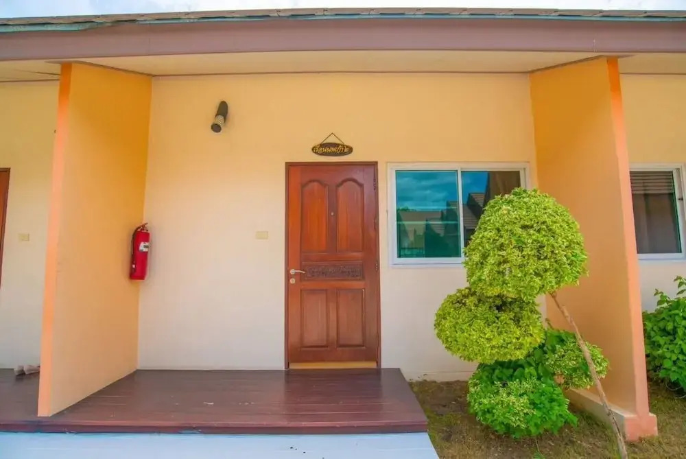Klang mueang villa