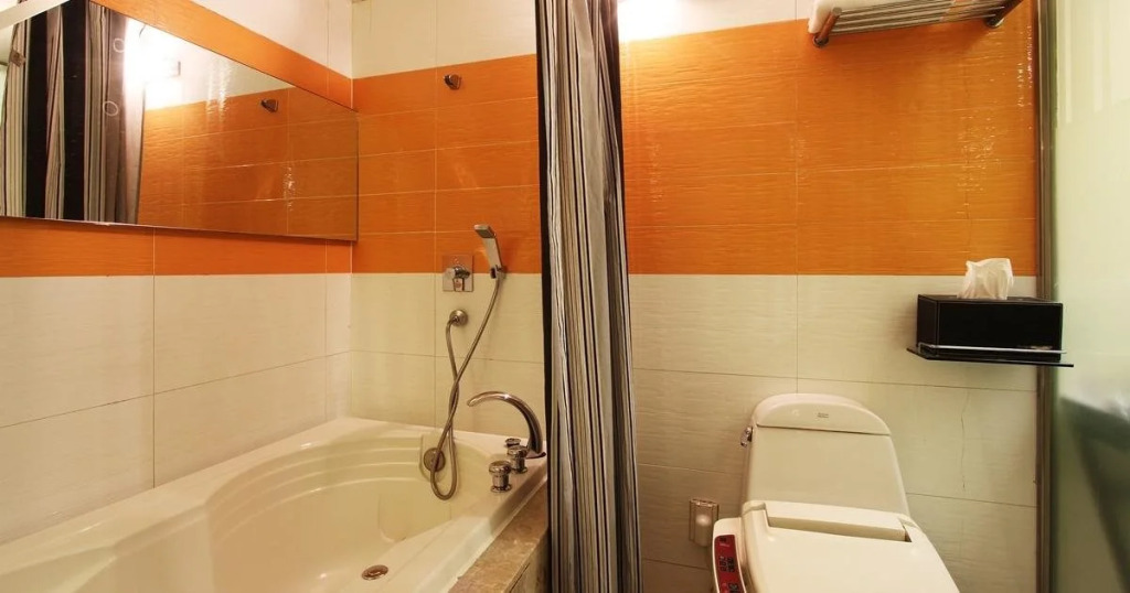 Hip Hotel