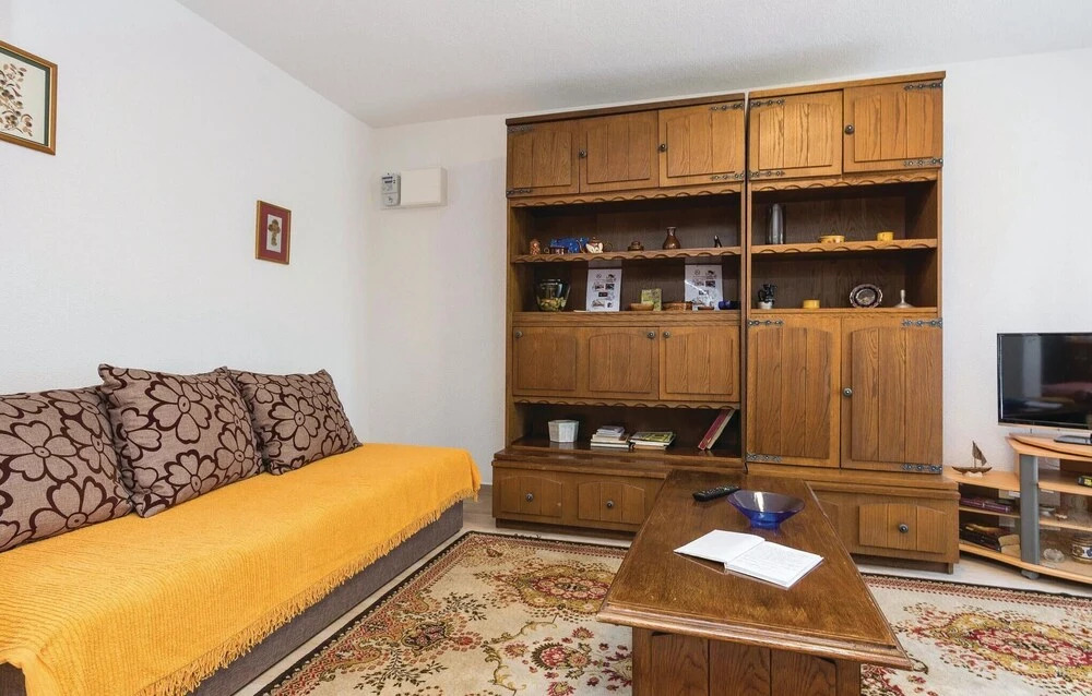 Nice Home in Privlaka With 2 Bedrooms and Wifi