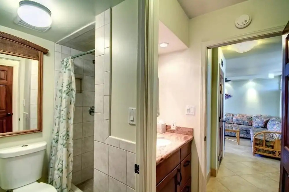 Kamaole Nalu, #604^ 2 Bedroom Condo by RedAwning