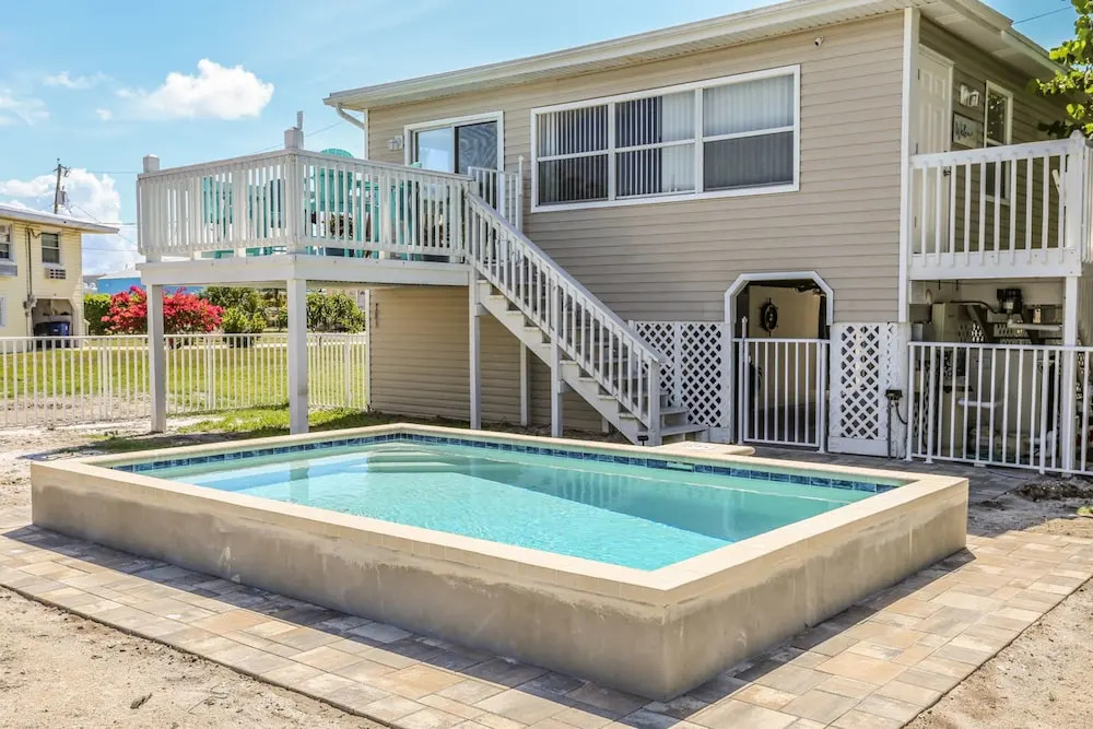405 Harbor Court Ocean Breeze