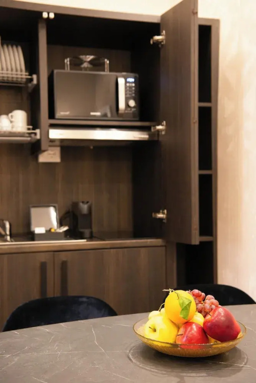 H77 Apartments - Maison DArt Collection