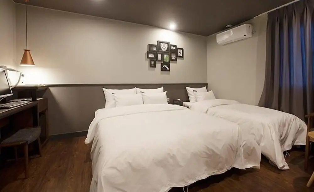 No.25 Hotel