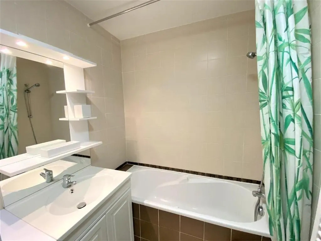 Appartement Trégastel, 2 pièces, 4 personnes - FR-1-368-17