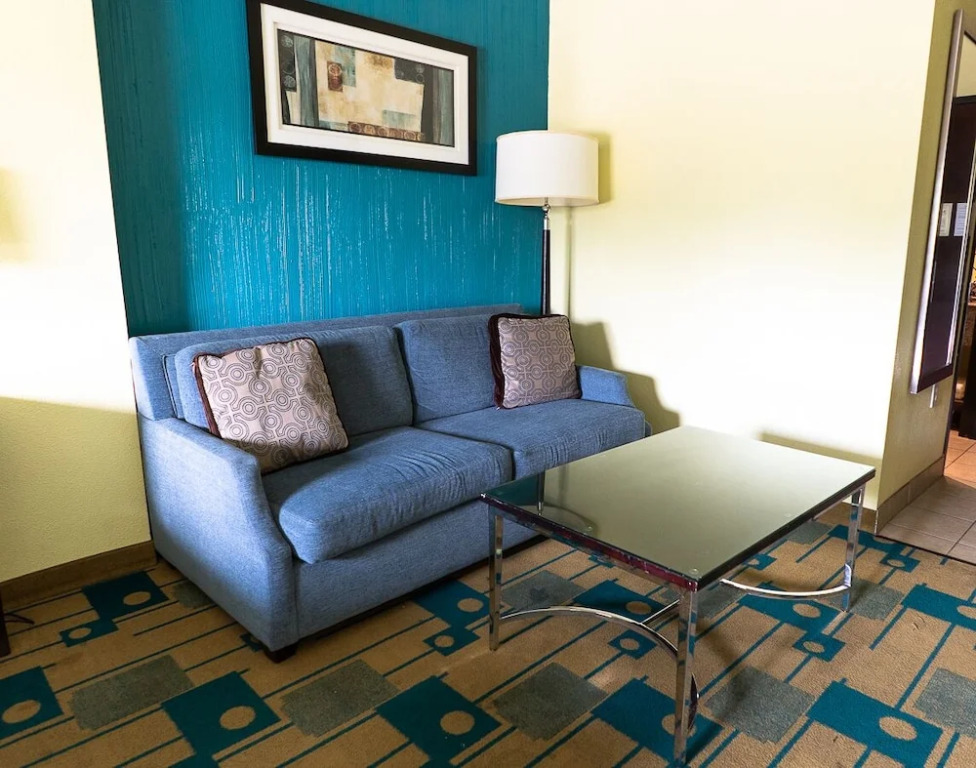 Rivers Inn and Suites