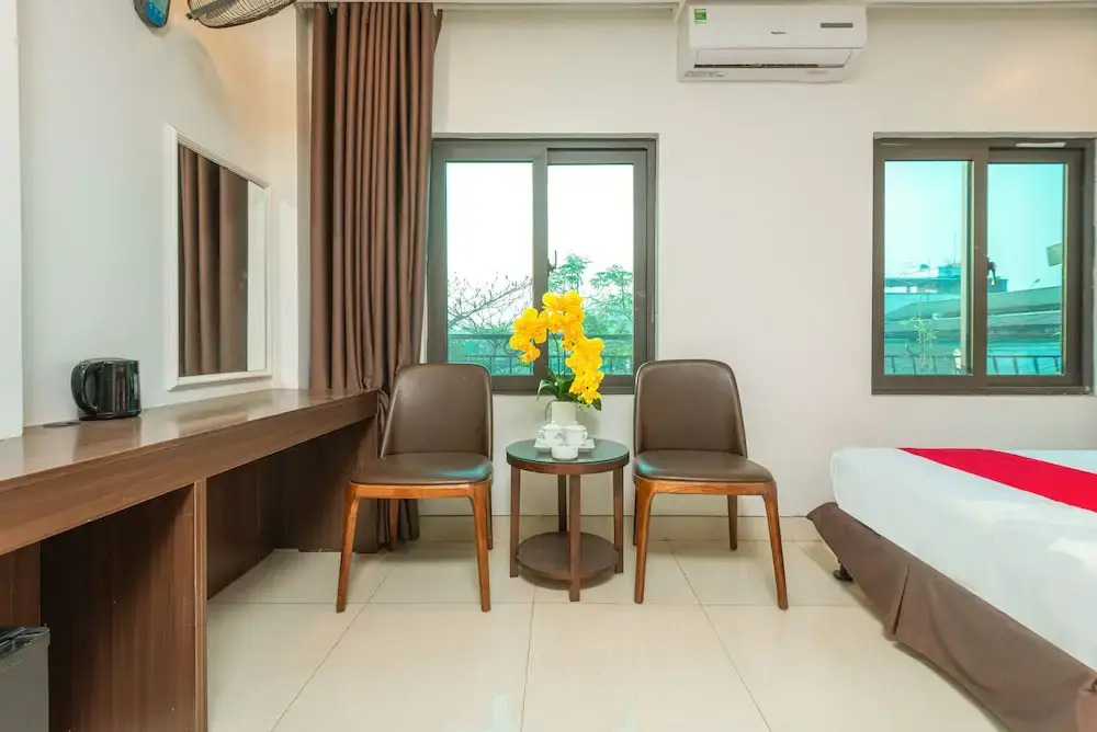 OYO 1011 Orchids 4 Hotel