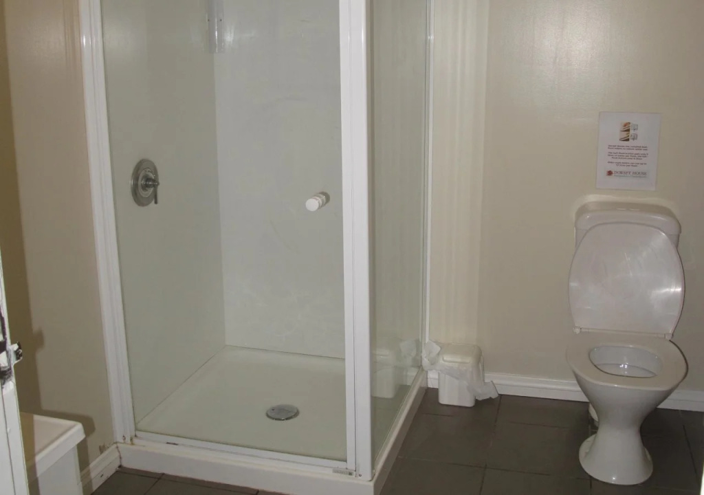 Dorset House Backpackers / Dorset Apartments