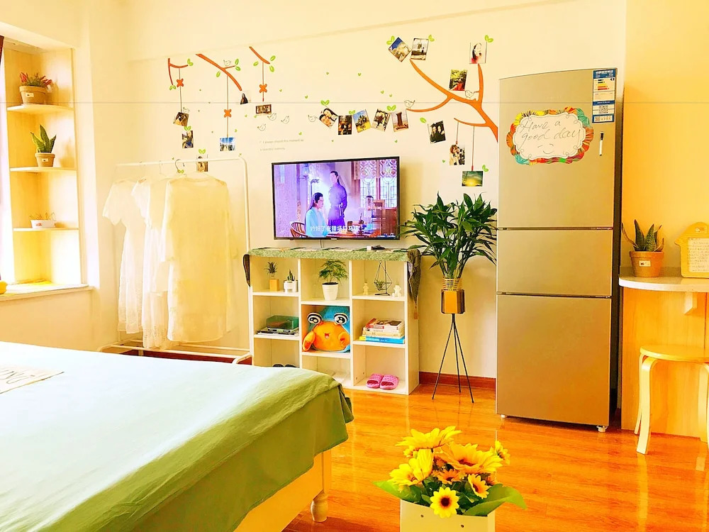 Line 2 apartment