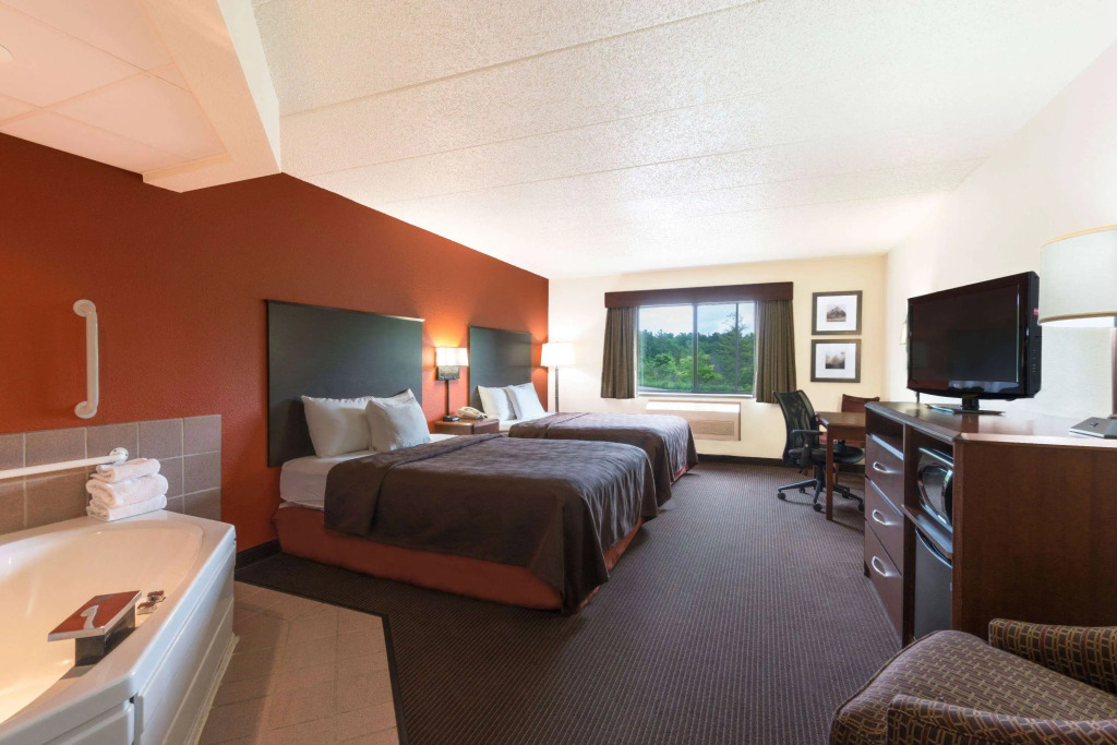 AmericInn by Wyndham Minocqua