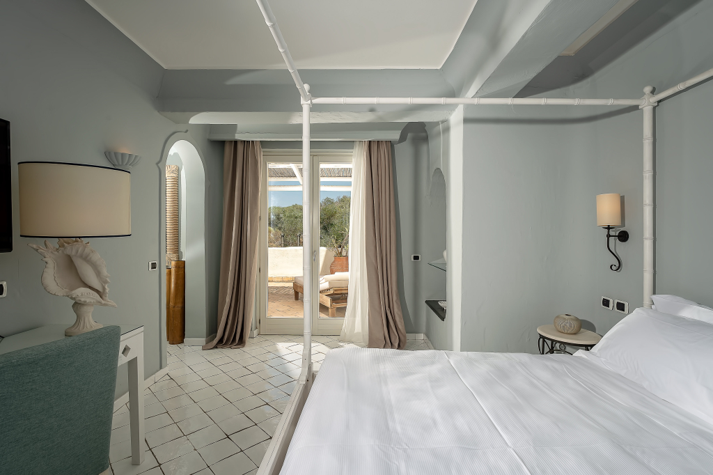 Therasia Resort Sea and SPA - The Leading Hotels of the World