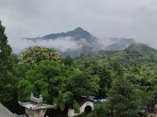 Xunmeng Huizhou Inn