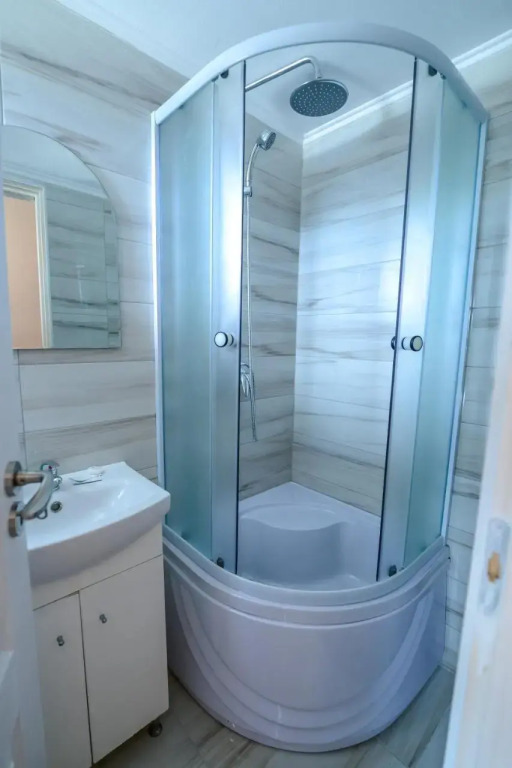 Hostel Roata Cu Noroc
