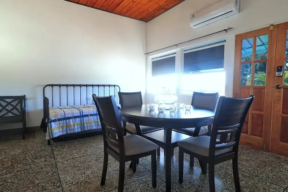 Inviting 3-bed Apt in Whim Estate- Nearscarborough
