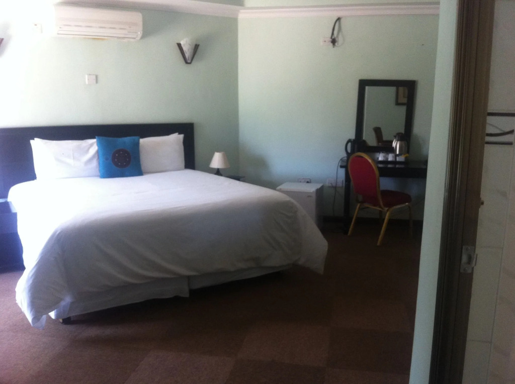 Exec Closets Hotel