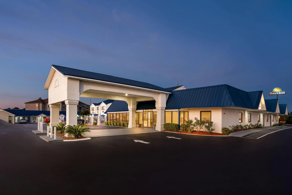Days Inn - Troy