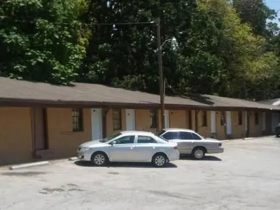 Hi Way Inn